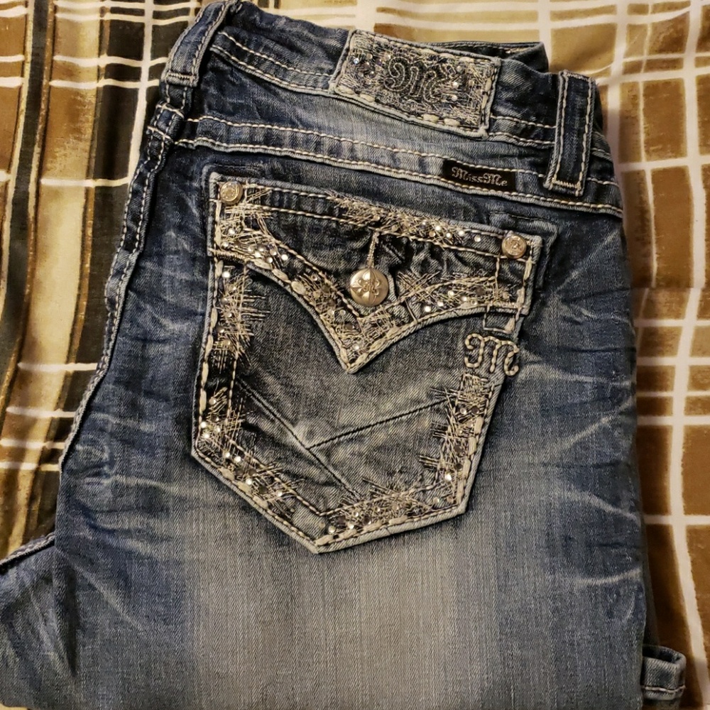 Miss Me Jean's new with out tags size 31 easy boot